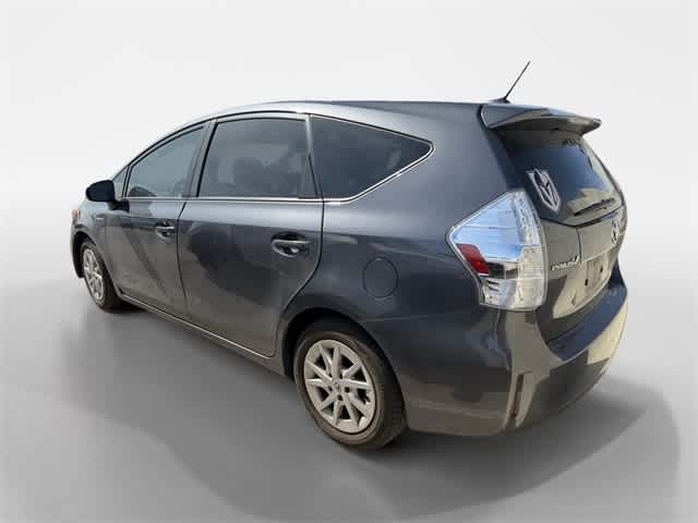 Thumbnail: 2014 Toyota Prius v - 4