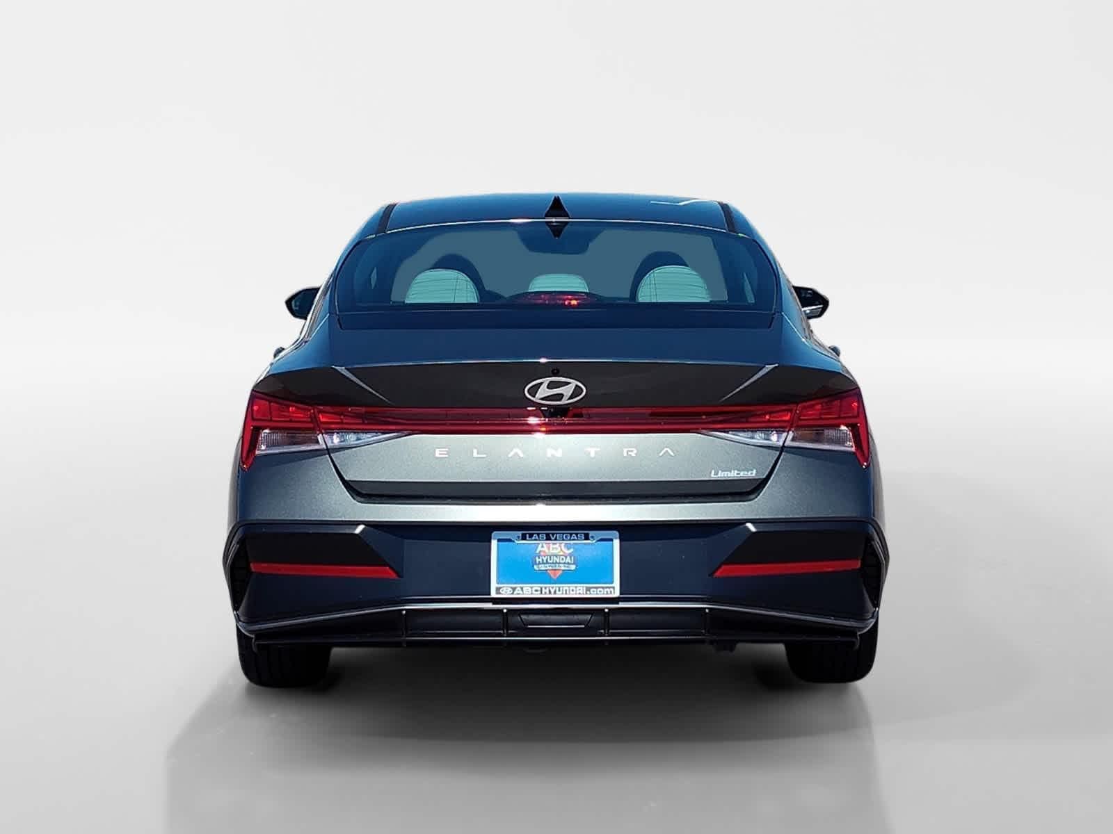 Thumbnail: 2025 Hyundai Elantra - 4