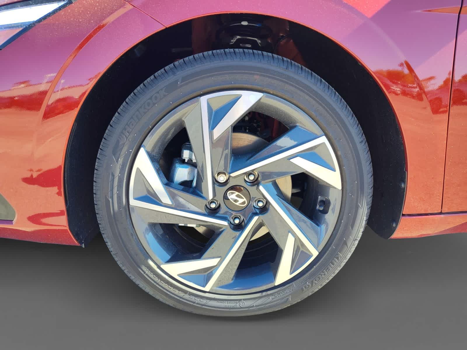 Thumbnail: 2025 Hyundai Elantra - 9