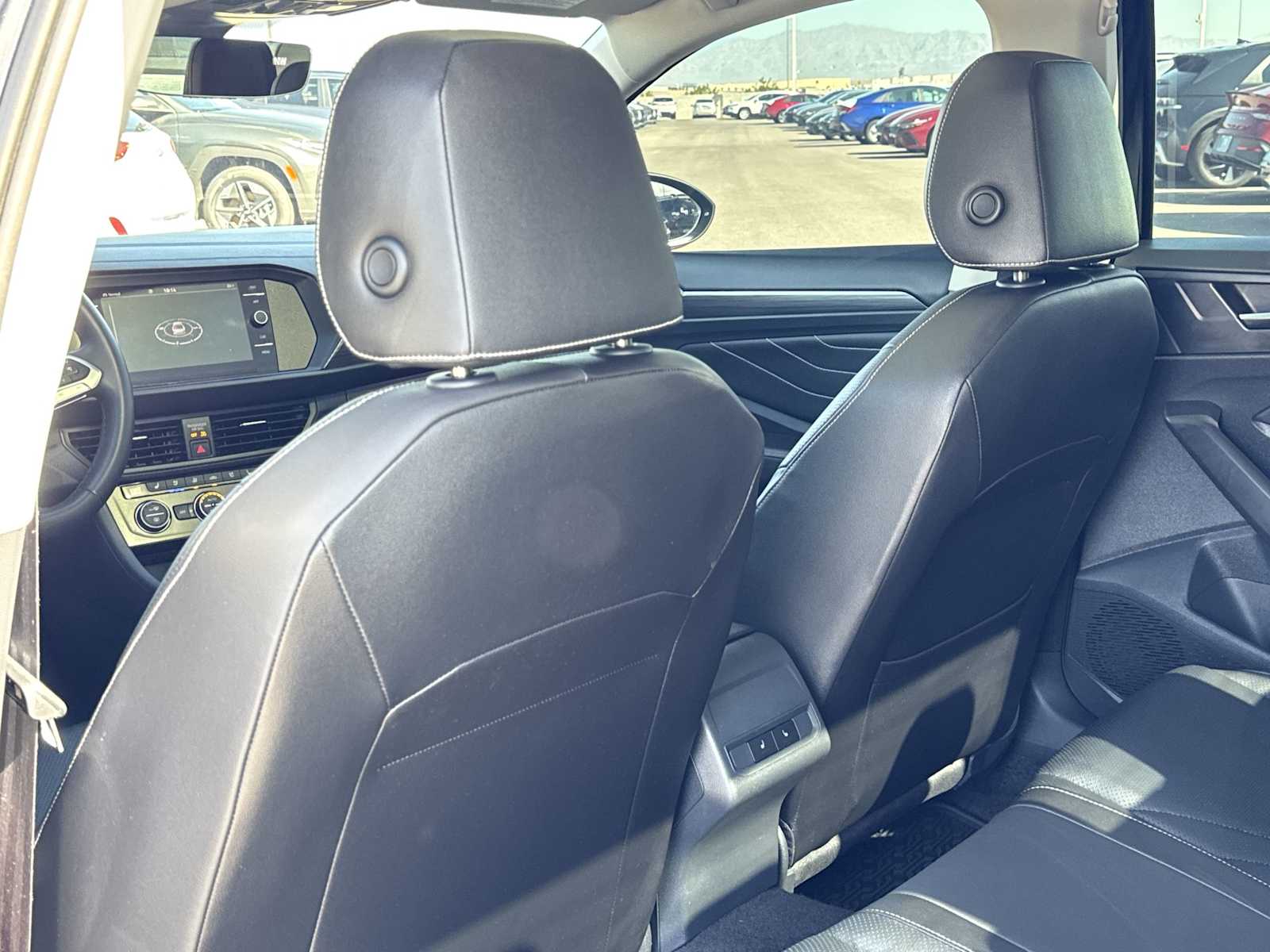 Thumbnail: 2023 Volkswagen Jetta - 19