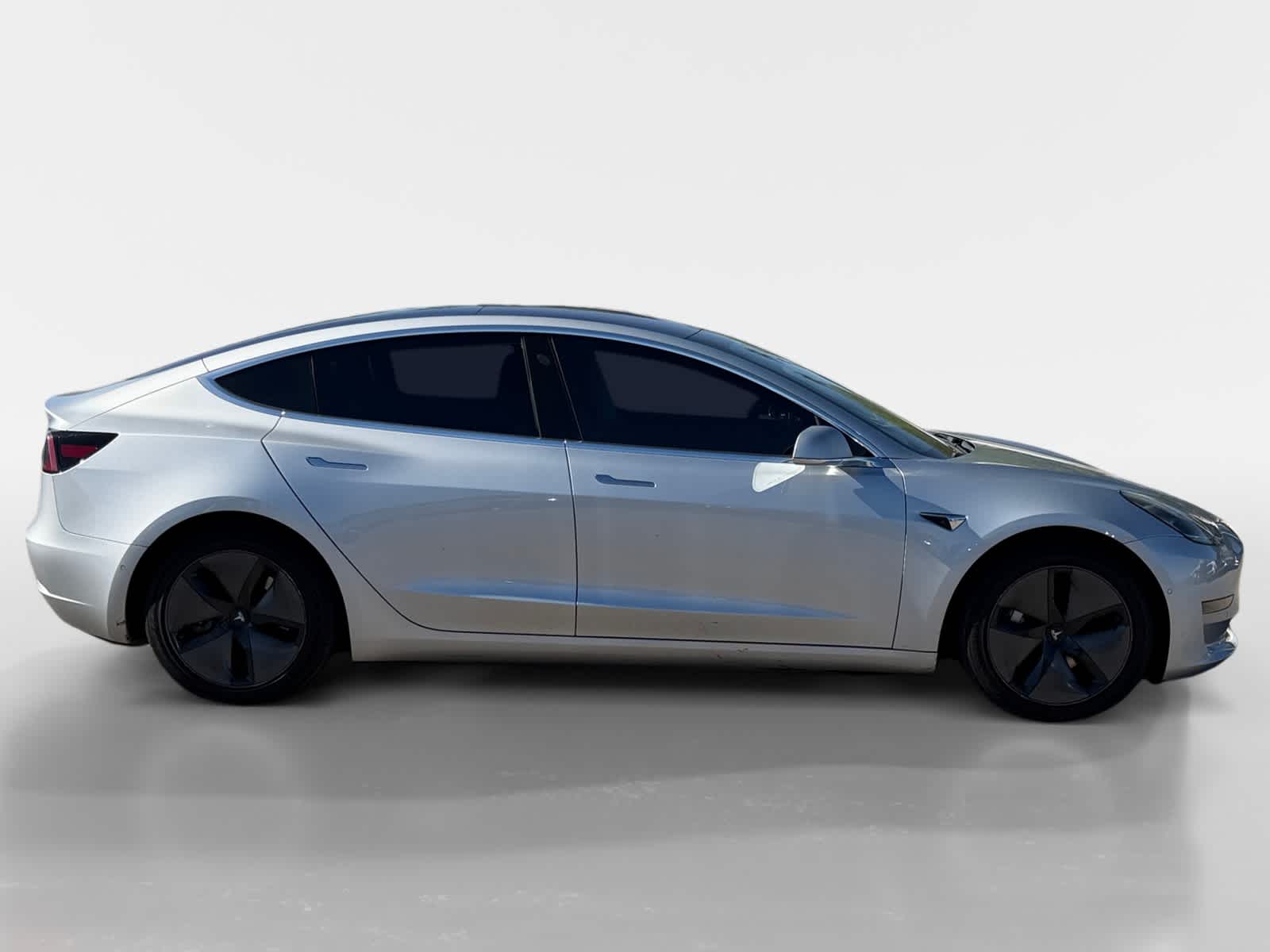Thumbnail: 2018 Tesla Model 3 - 6
