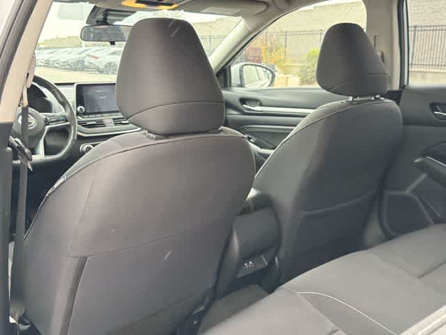 Thumbnail: 2022 Nissan Altima - 15