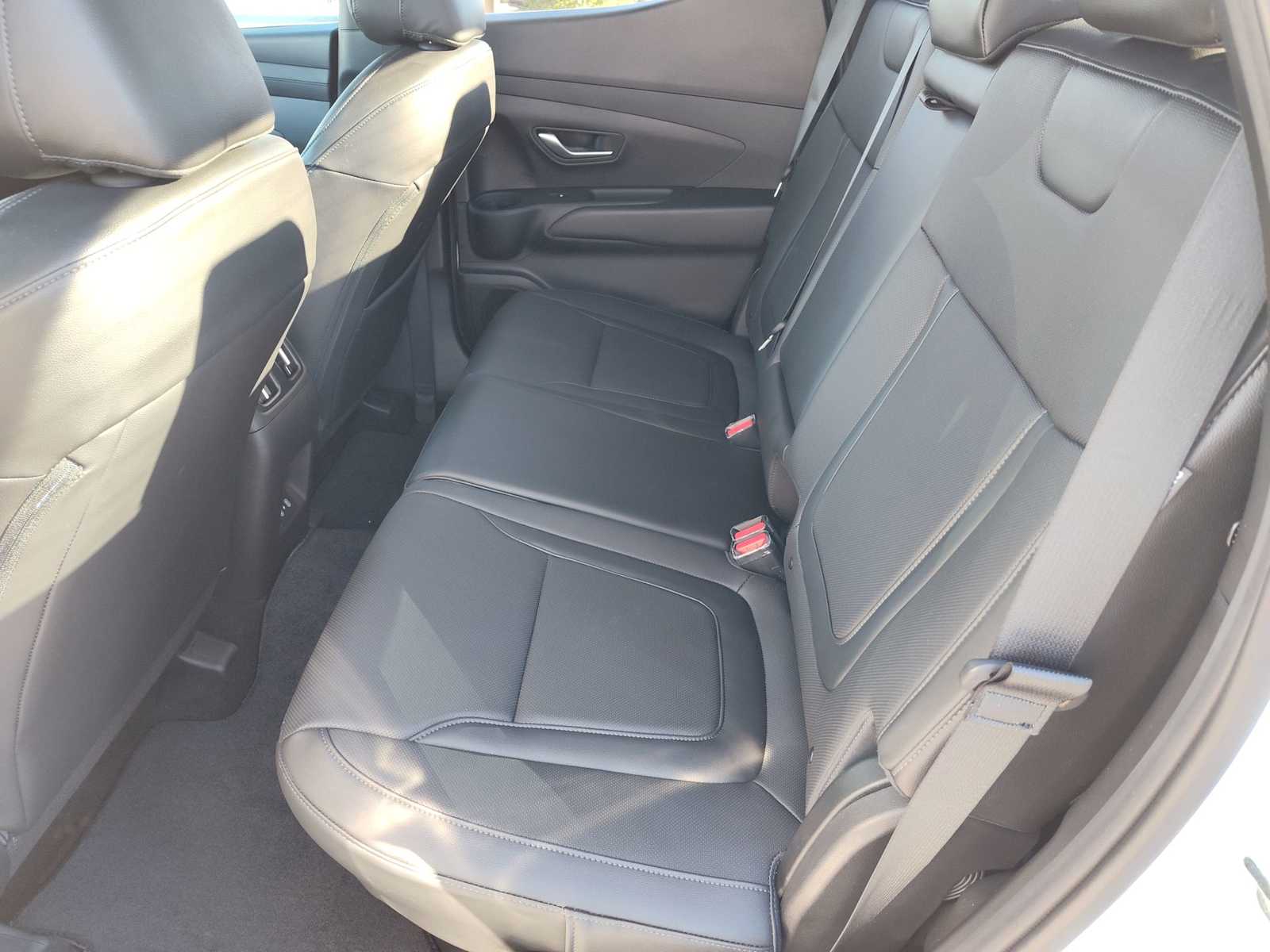 Thumbnail: 2025 Hyundai Santa Cruz - 16