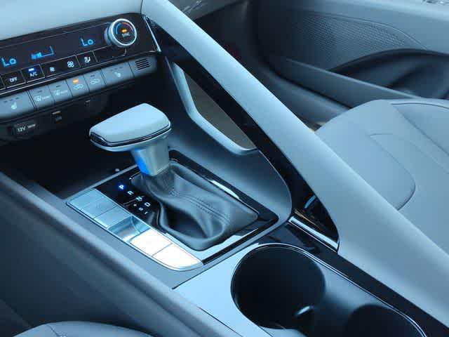 Thumbnail: 2026 Hyundai Elantra - 26