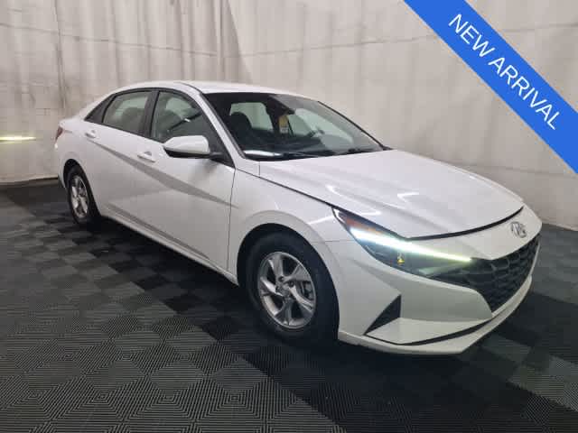 Used 2021 Hyundai Elantra SE Sedan