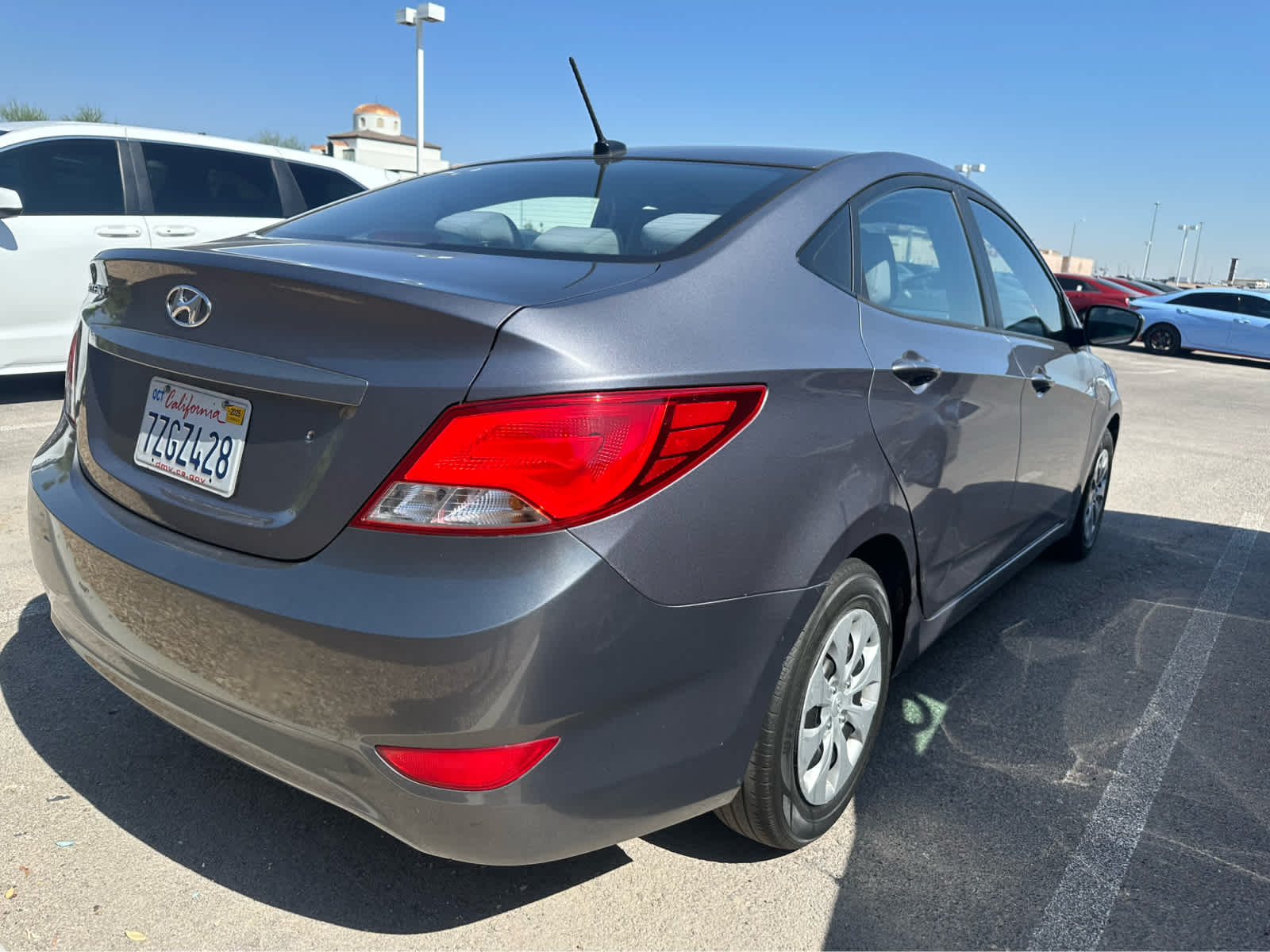 Thumbnail: 2016 Hyundai Accent - 18