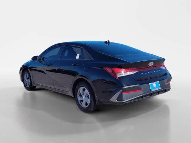 Thumbnail: 2026 Hyundai Elantra - 4
