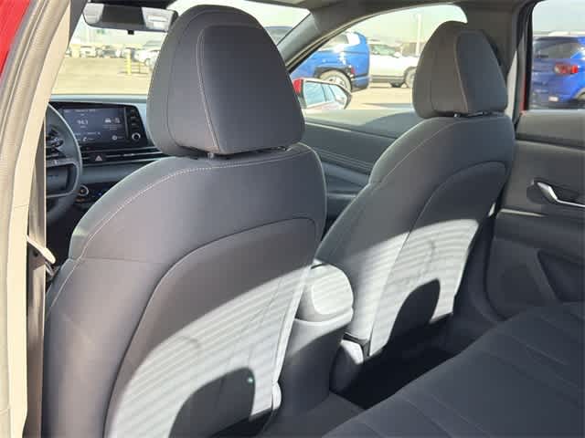 Thumbnail: 2022 Hyundai Elantra - 15