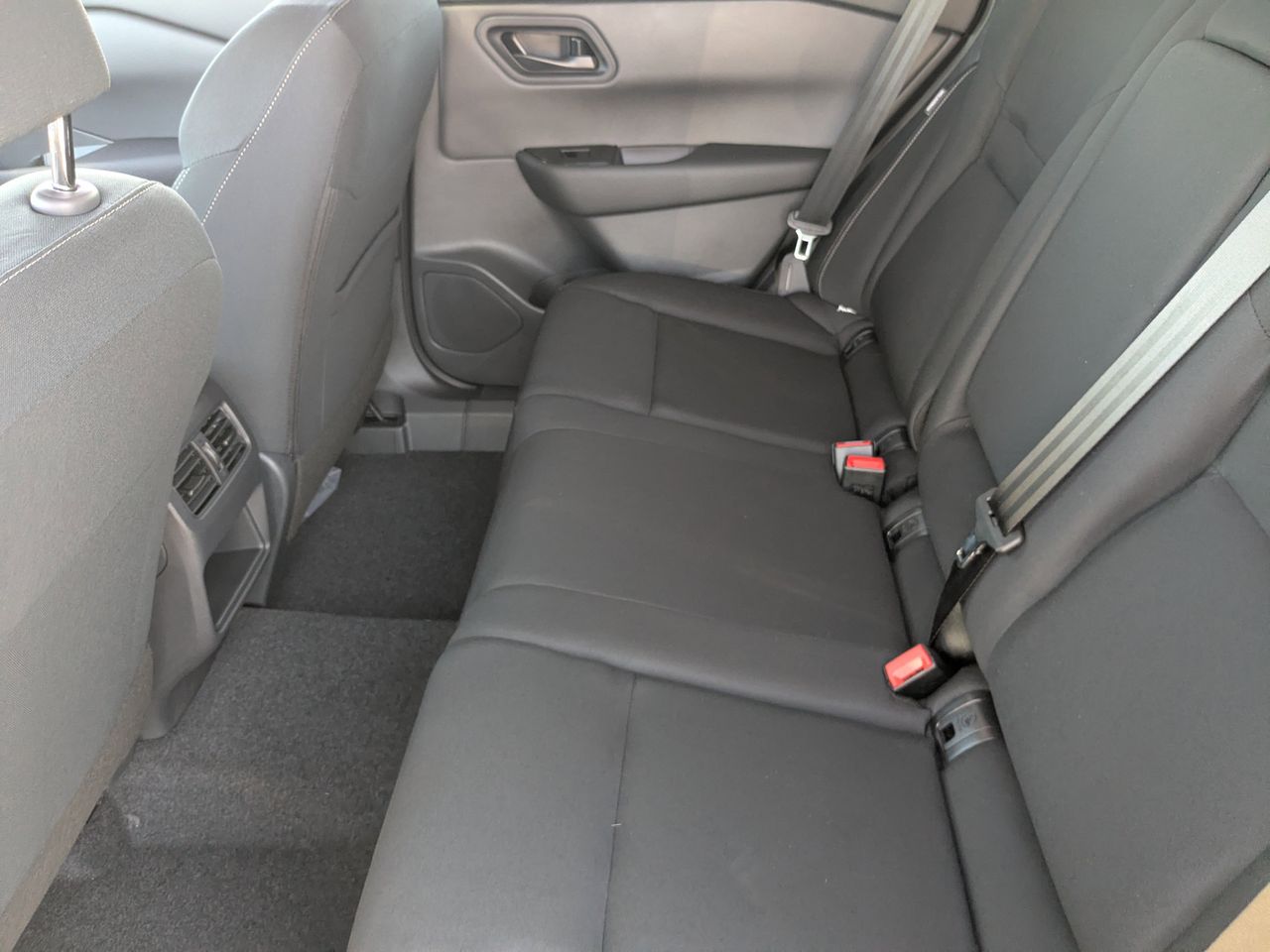 2026 Nissan Rogue S - Photo 26