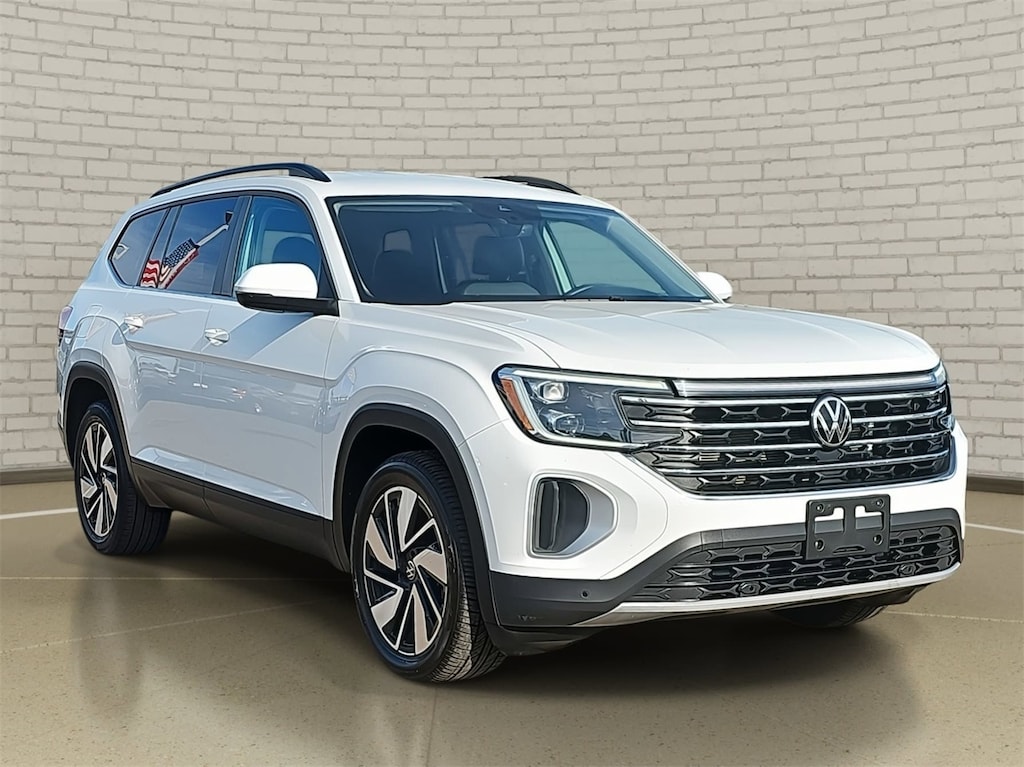 Used 2024 Volkswagen Atlas 2.0T SE w/Technology SUV