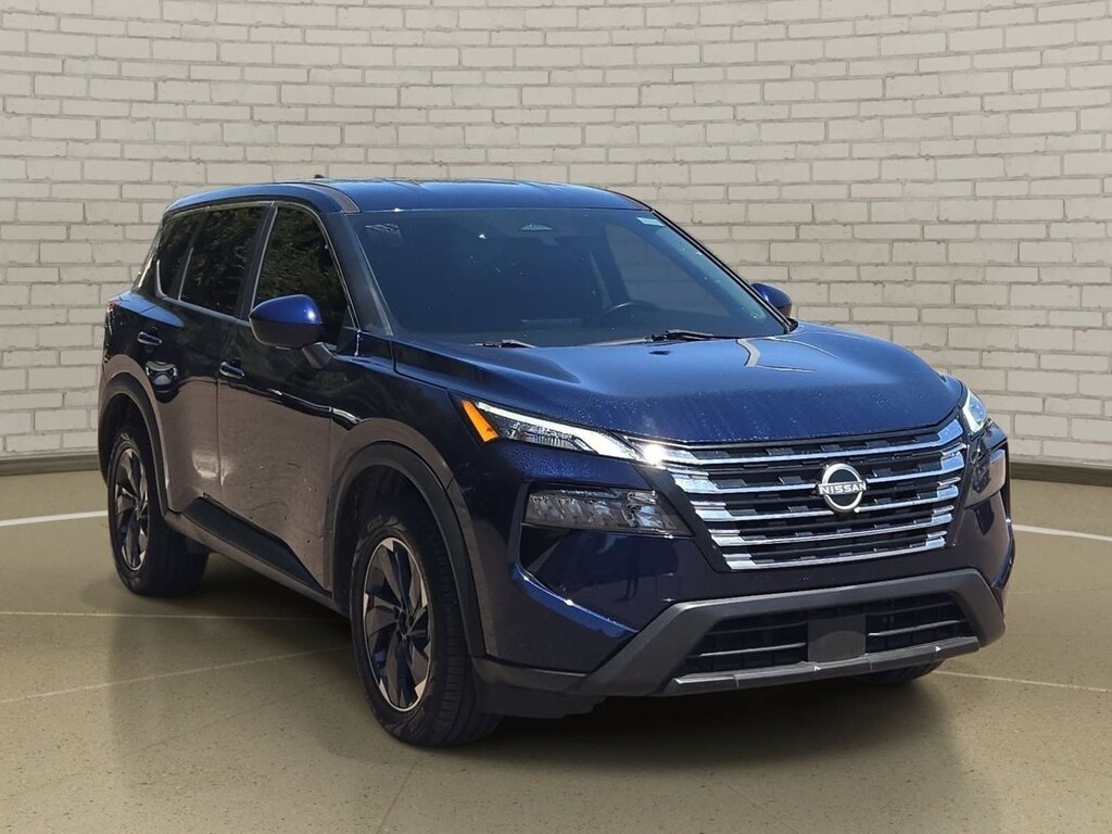 Used 2024 Nissan Rogue SV SUV