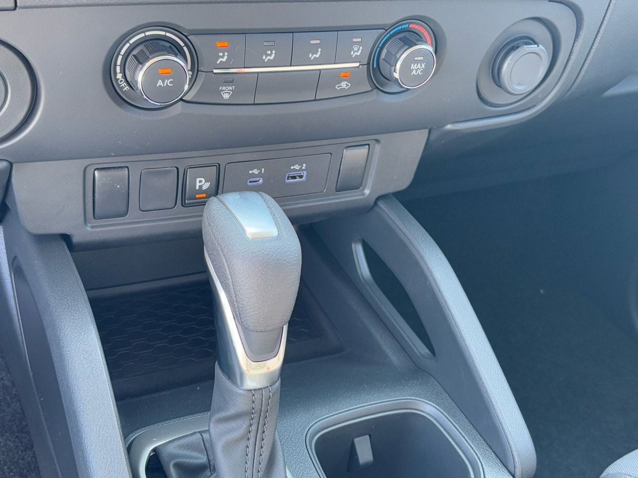2025 Nissan Frontier S - Photo 25