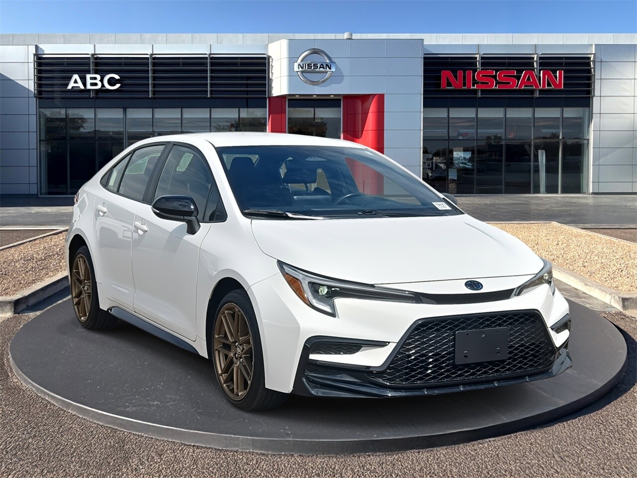 2024 Toyota Corolla Hybrid photo 3