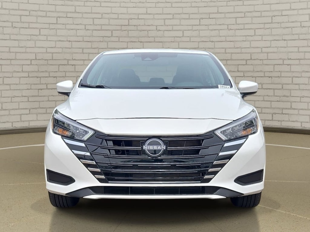 Certified 2025 Nissan Versa 1.6 SV Sedan
