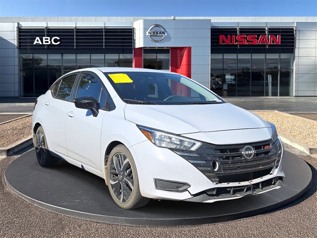 Used 2023 Nissan Versa 1.6 SR Sedan