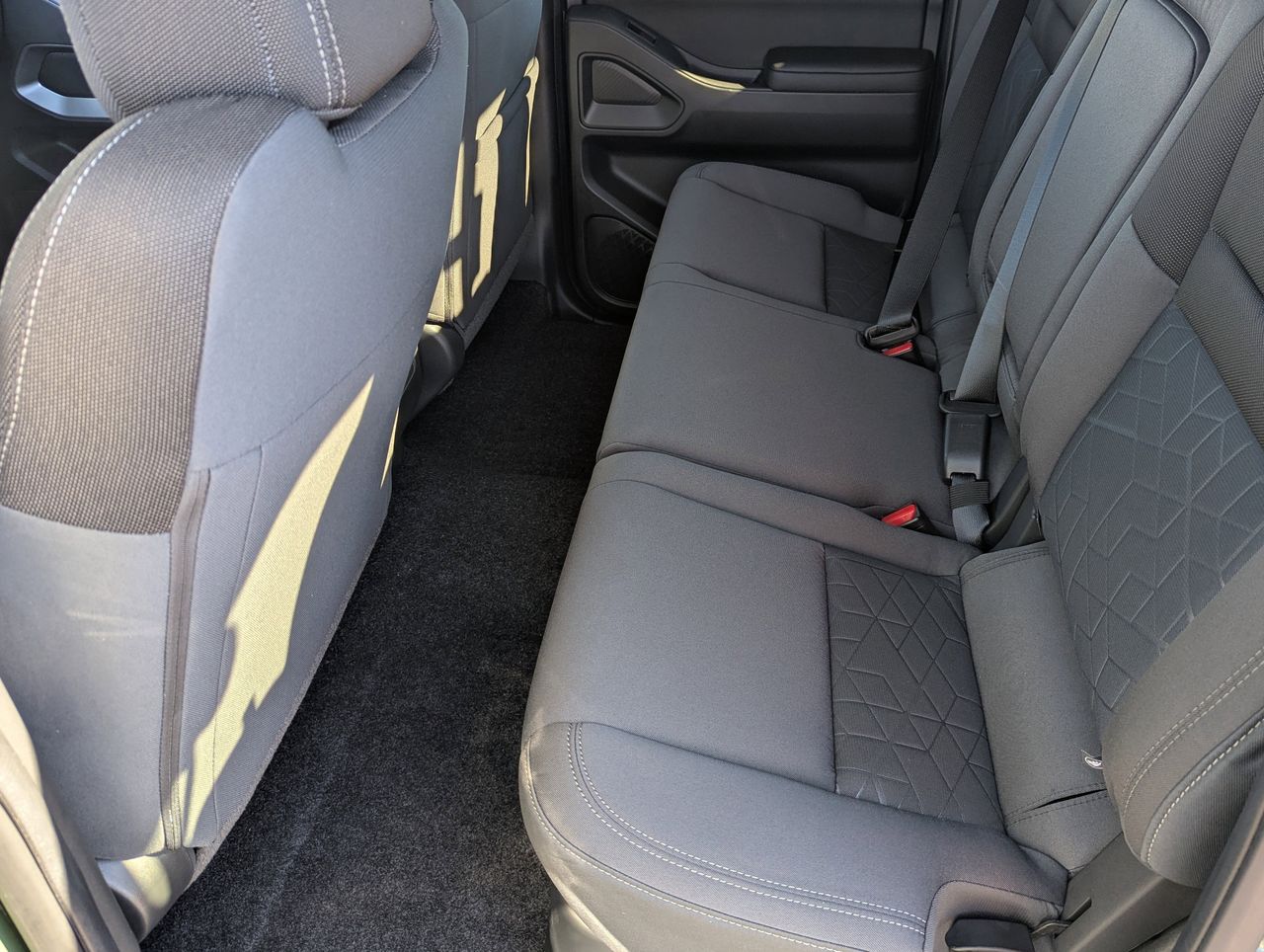 2026 Nissan Frontier SV - Photo 25