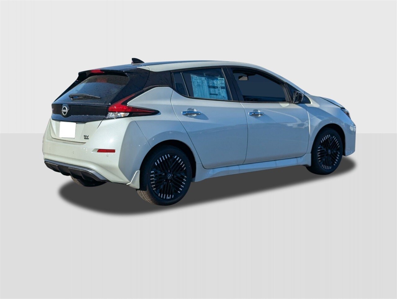2025 Nissan Leaf SV Plus photo 4