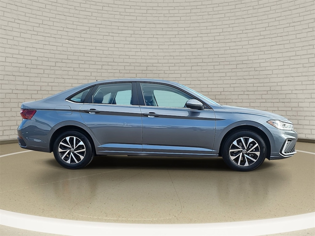 Used 2025 Volkswagen Jetta 1.5T S Sedan