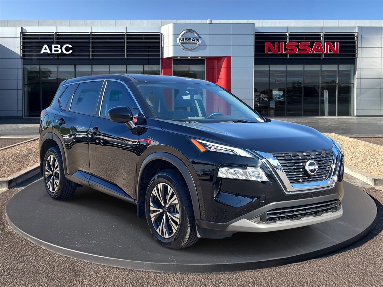 2023 Nissan Rogue SV photo 3