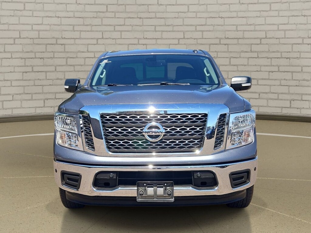 Used 2018 Nissan Titan SV Truck