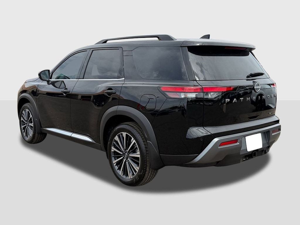 New 2026 Nissan Pathfinder Platinum SUV