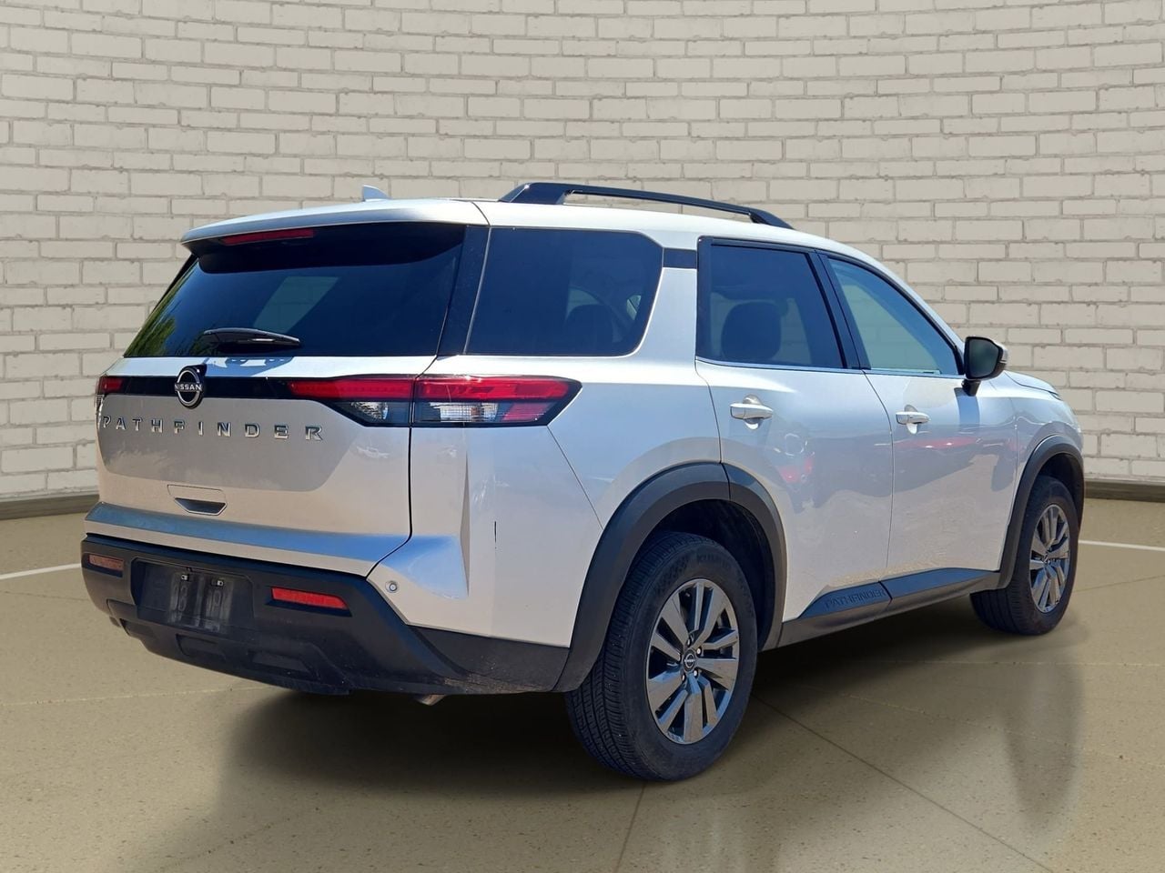 View vehicle photo 6