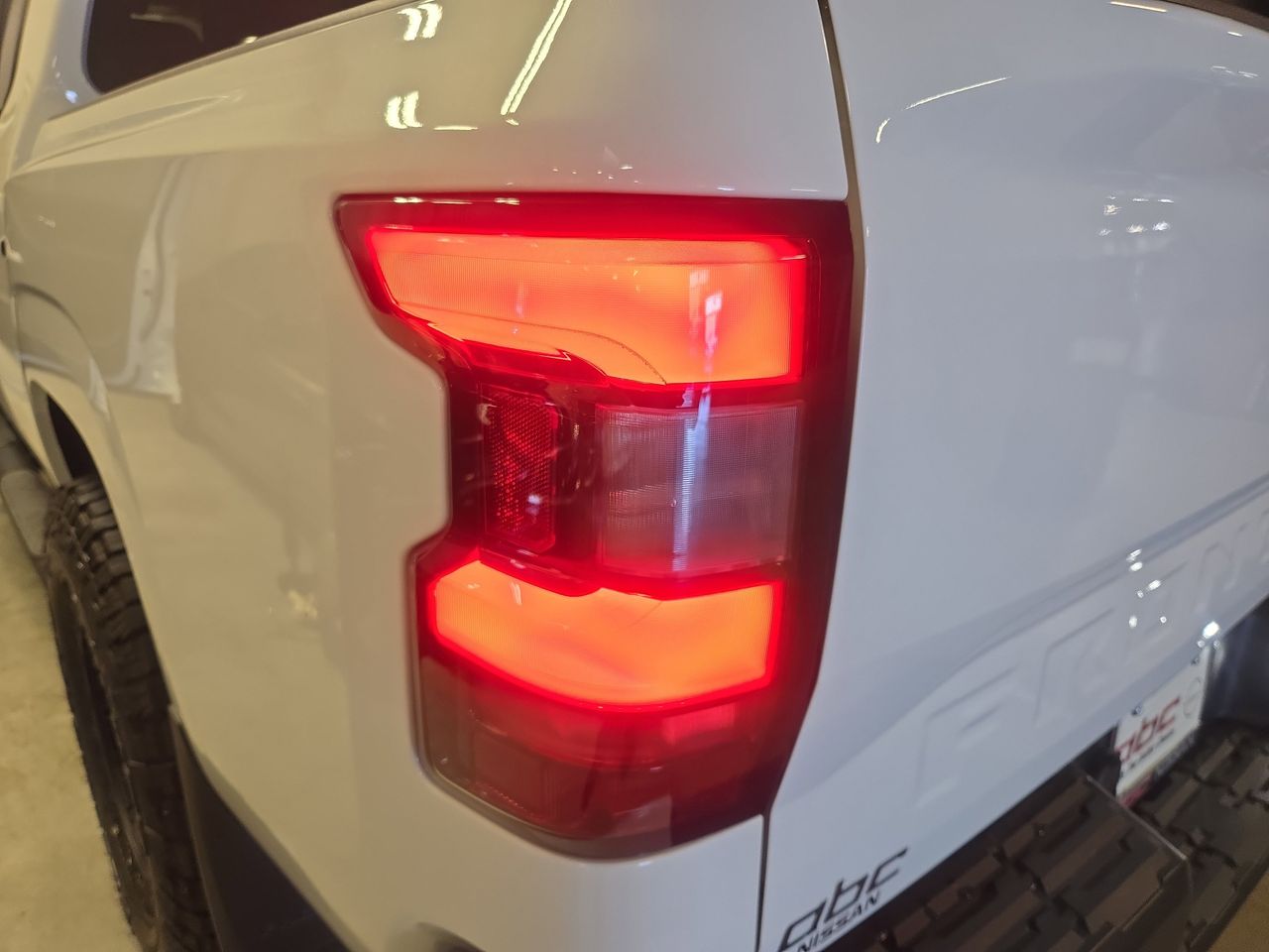 2025 Nissan Frontier SV - Photo 33