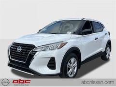 2025 Nissan Kicks Play S SUV