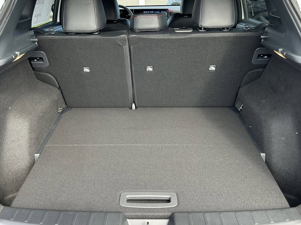 2026 Nissan KICKS SR - Photo 13