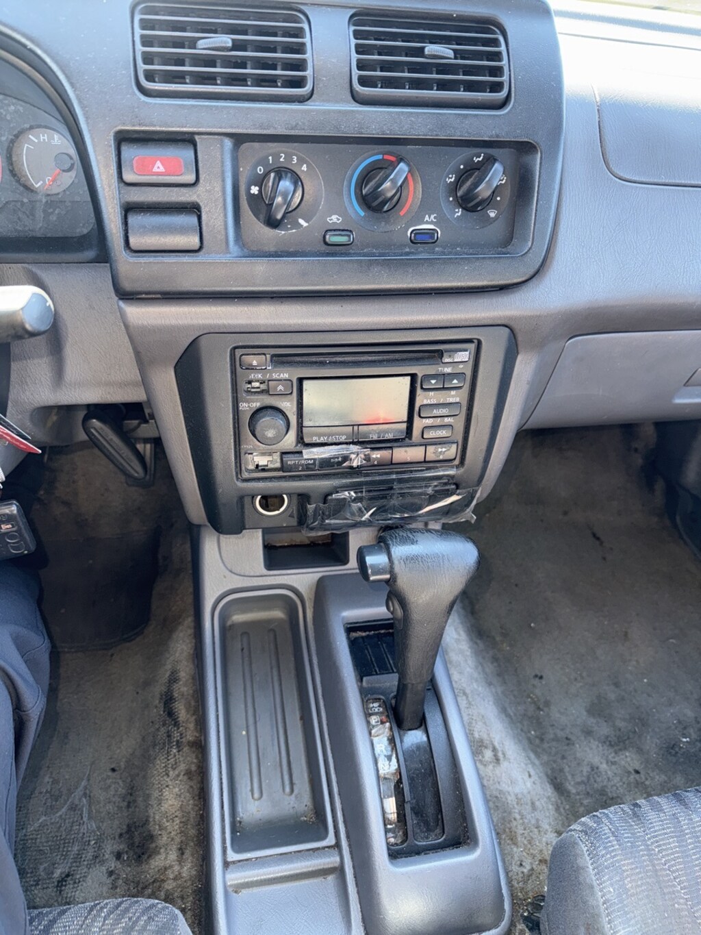 Used 2000 Nissan Frontier Truck