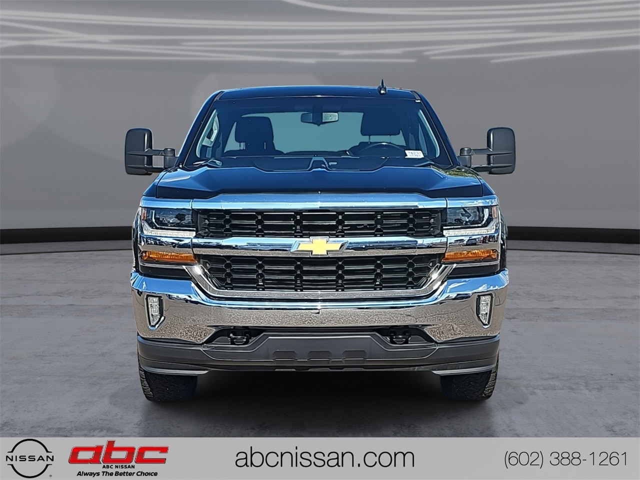 Used 2018 Chevrolet Silverado 1500 LT with VIN 1GCVKREC8JZ290041 for sale in Phoenix, AZ