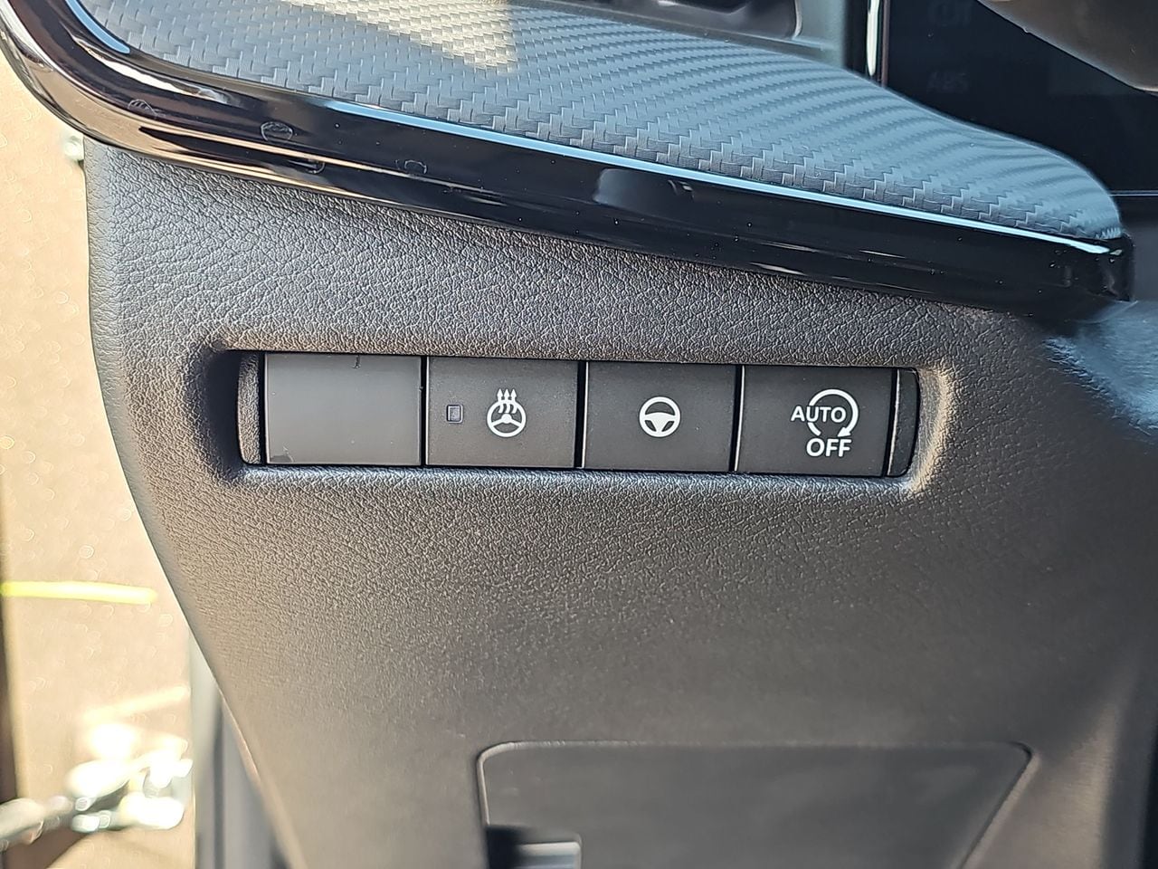 2026 Nissan KICKS SR - Photo 25
