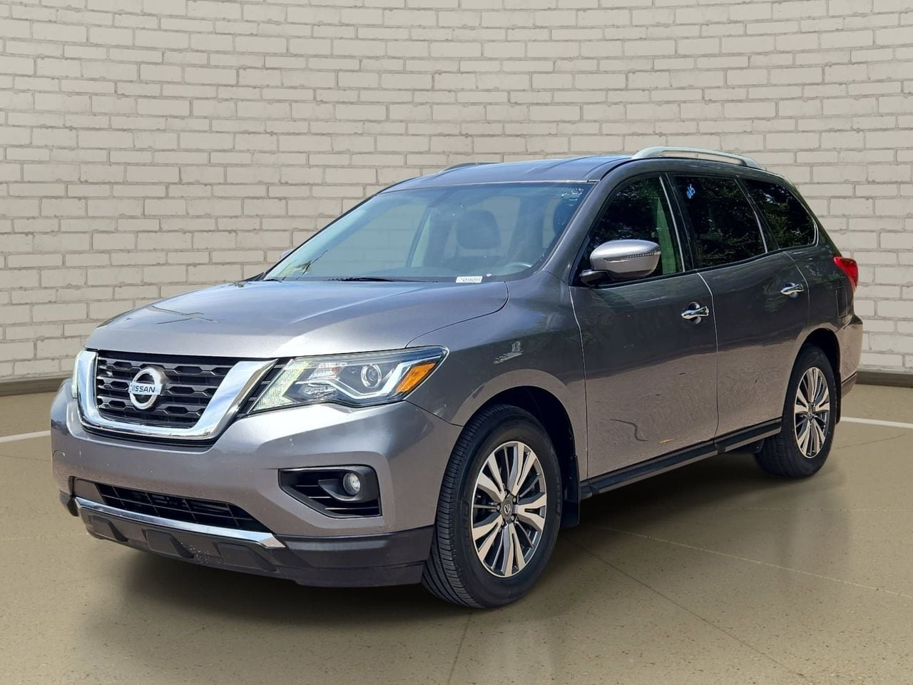 2020 Nissan Pathfinder SV
