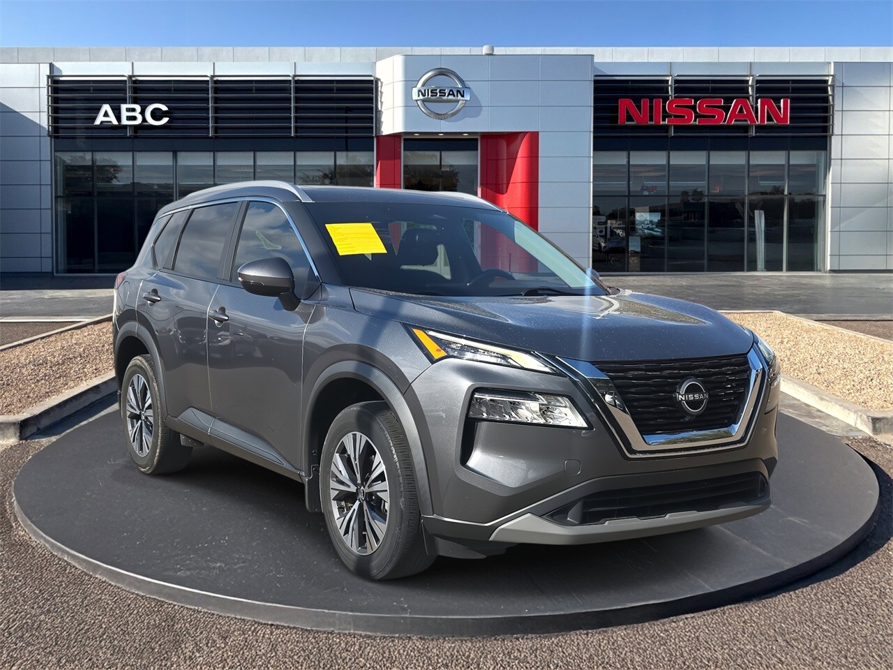 2023 Nissan Rogue SV photo 3