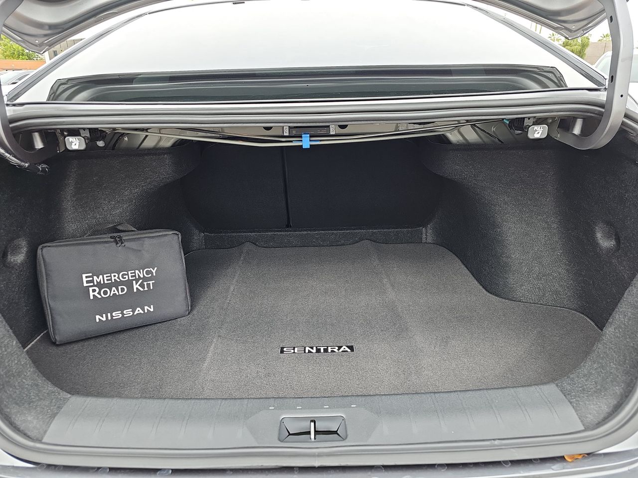 2026 Nissan Sentra SV - Photo 12