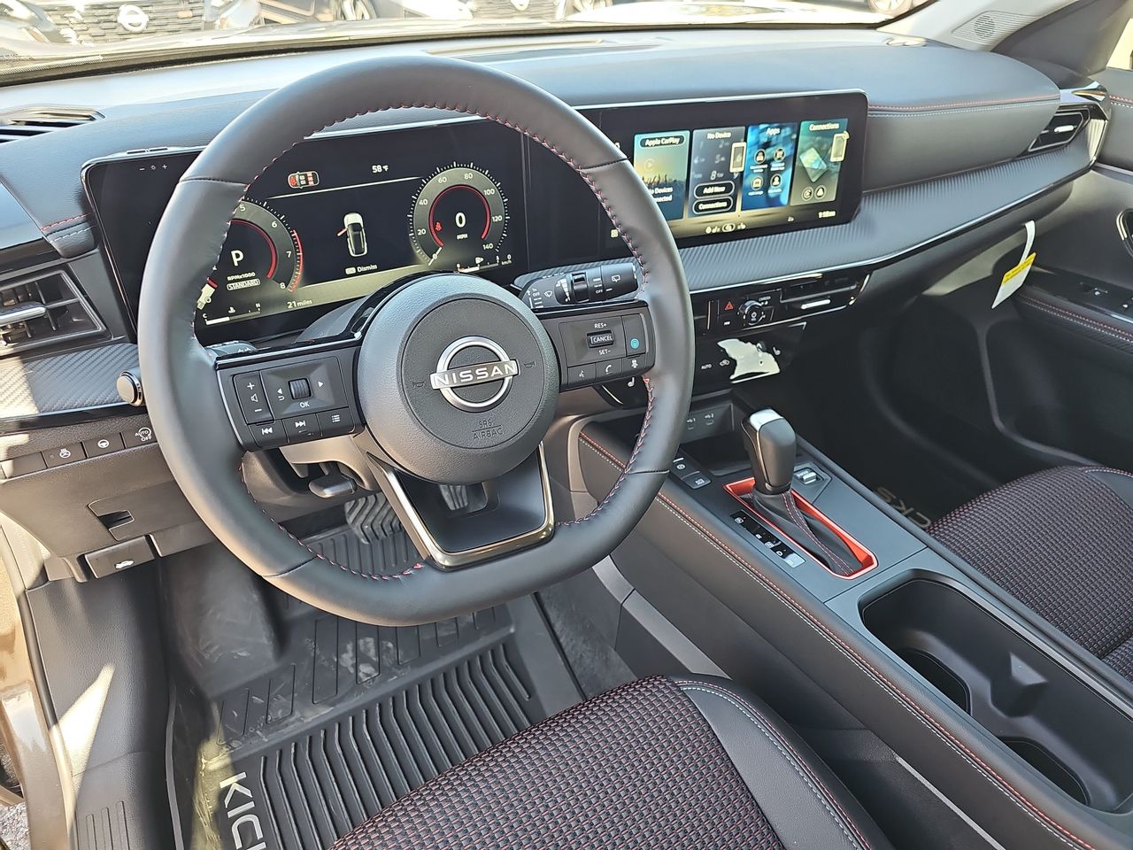 2026 Nissan KICKS SR - Photo 15