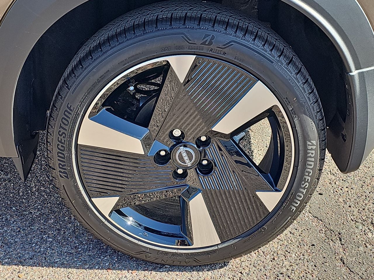 2026 Nissan KICKS SR - Photo 33
