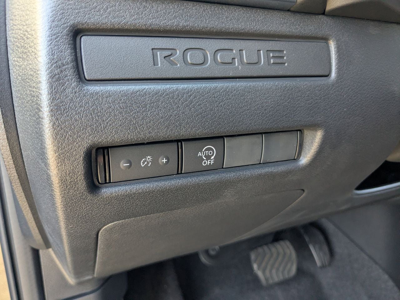 2026 Nissan Rogue S - Photo 14