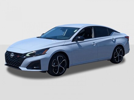 2026 Nissan Altima SR Sedan