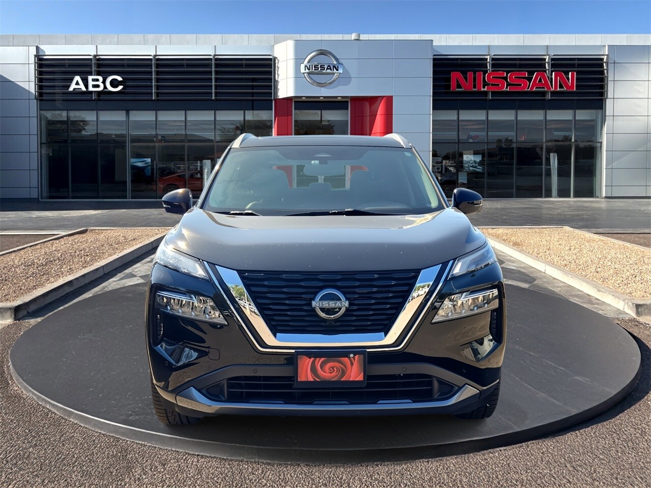 2023 Nissan Rogue SL photo 2