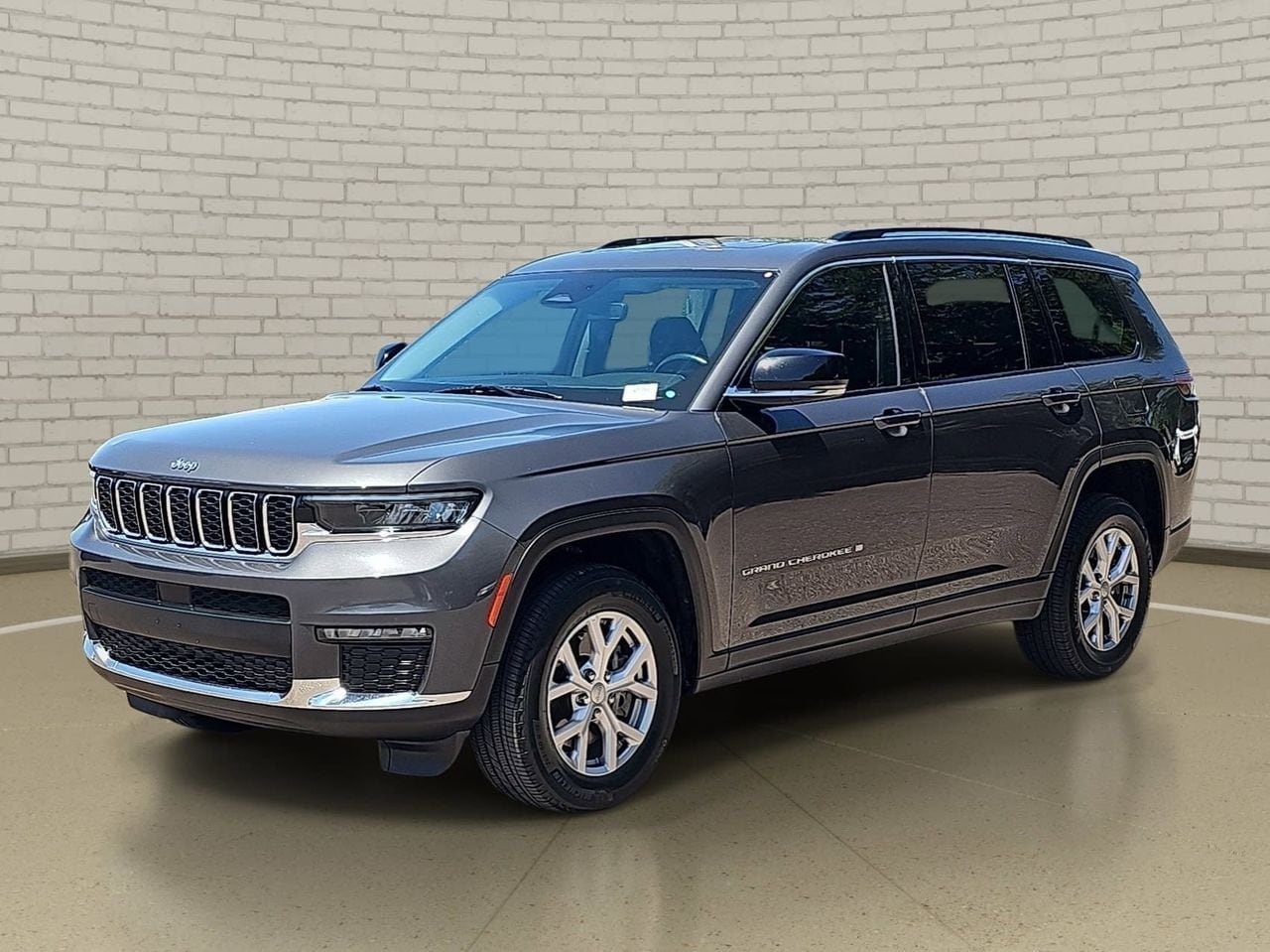 2021 Jeep Grand Cherokee L Limited's photo