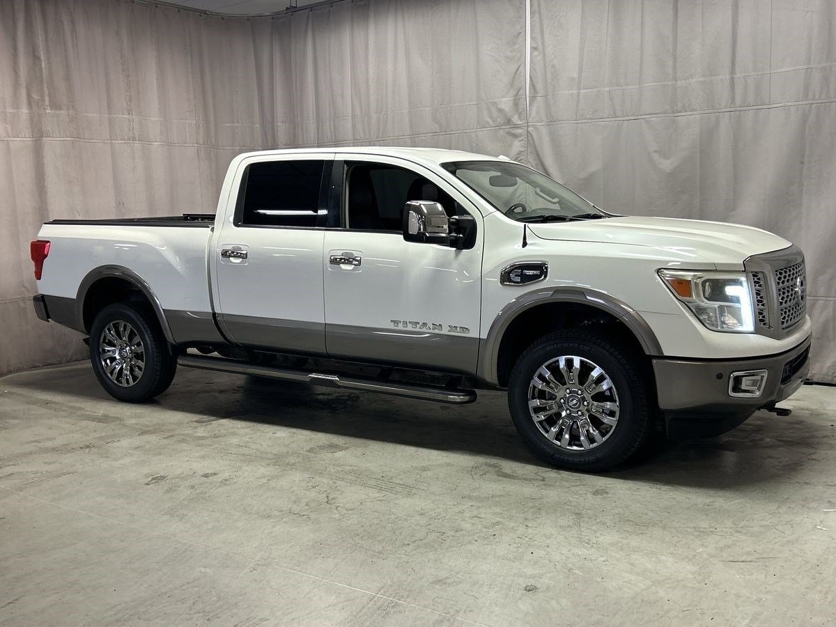 Used 2016 Nissan Titan XD Platinum Reserve with VIN 1N6BA1F28GN500356 for sale in Phoenix, AZ