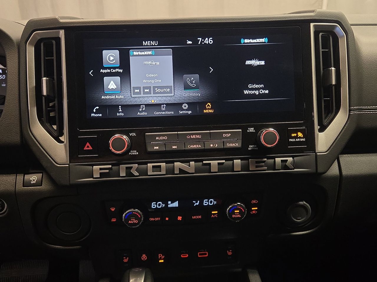 2025 Nissan Frontier SV - Photo 18