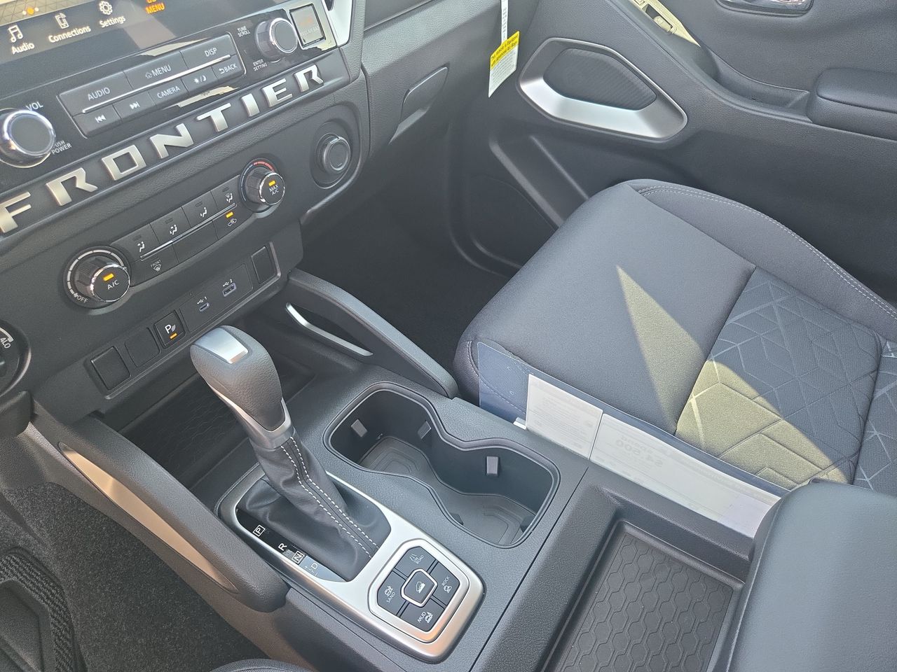 2026 Nissan Frontier SV - Photo 23