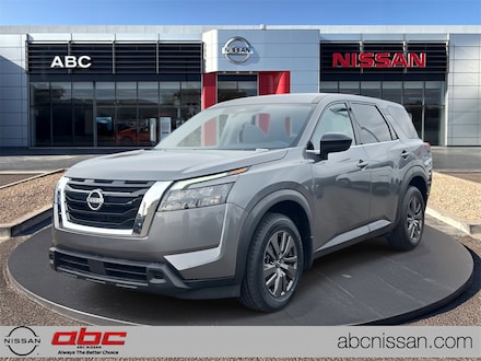 2023 Nissan Pathfinder S SUV