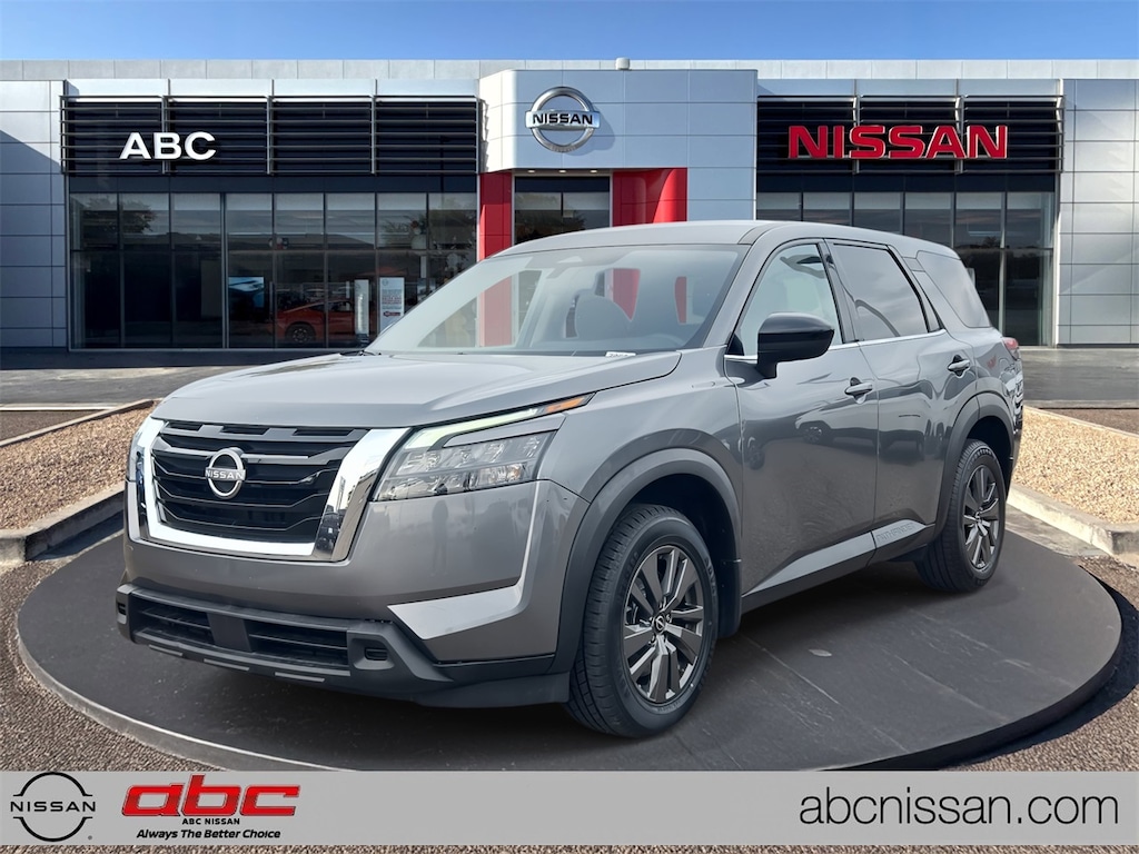 Used 2023 Nissan Pathfinder S SUV