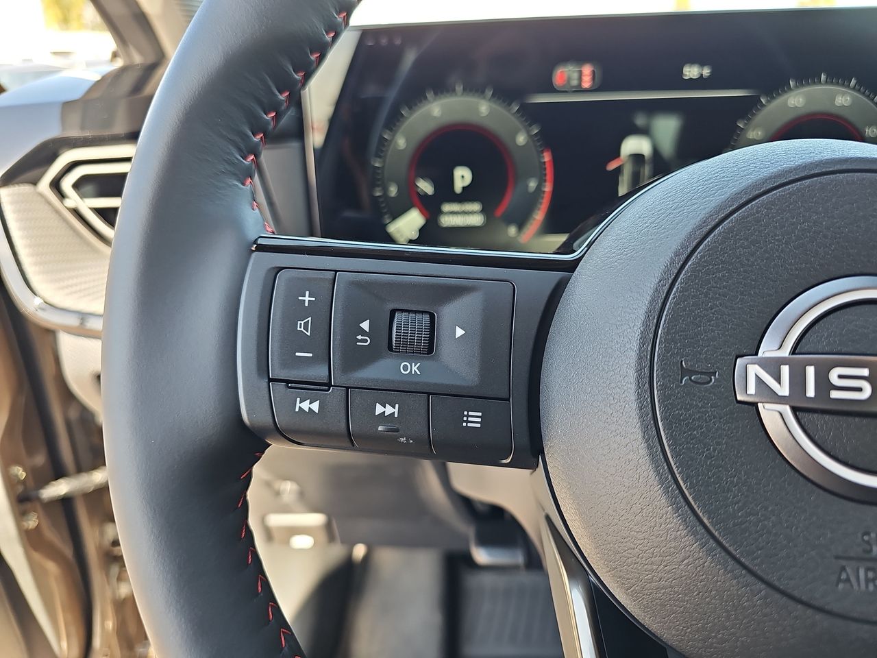 2026 Nissan KICKS SR - Photo 16