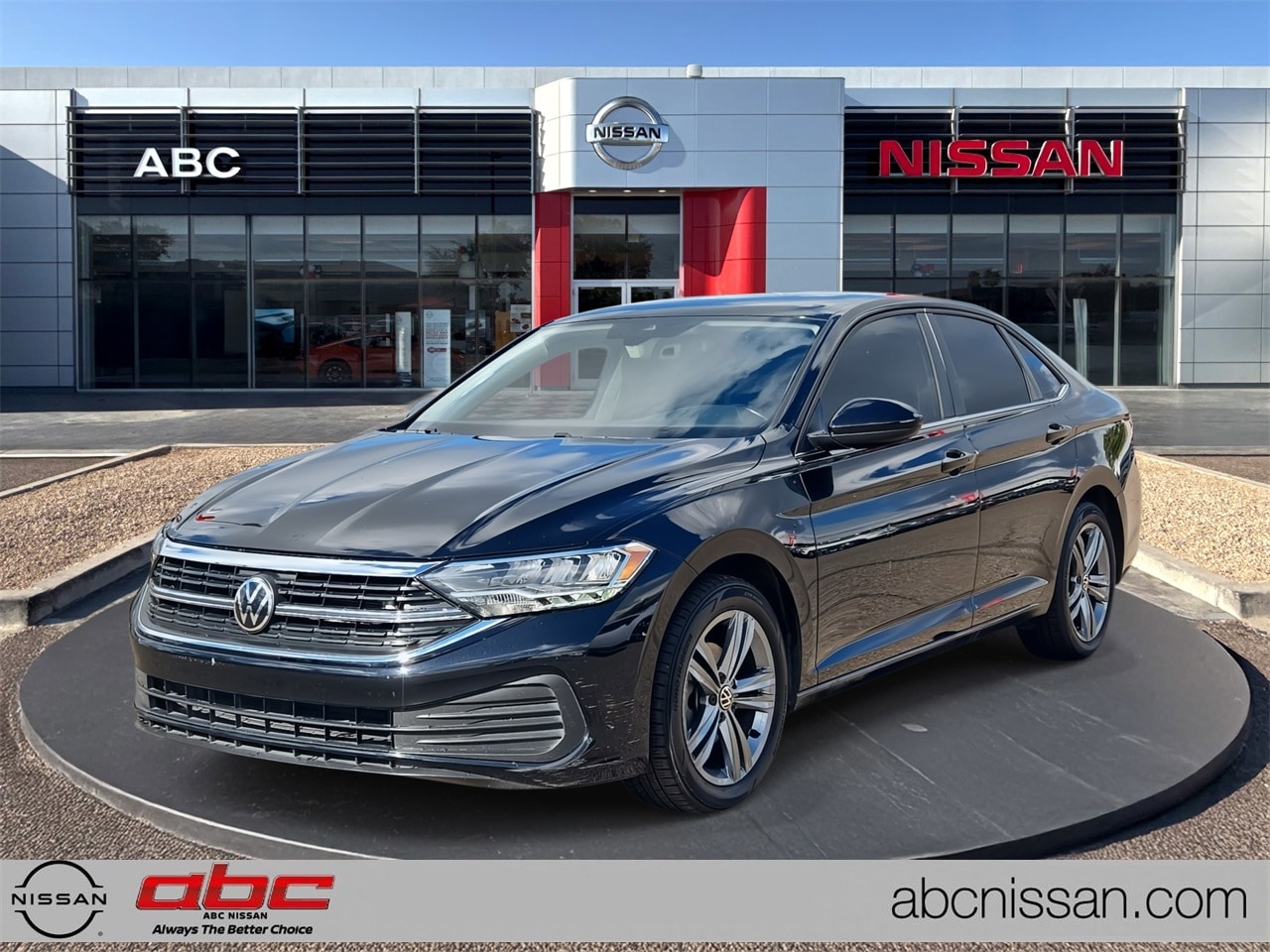 2024 Volkswagen Jetta SE's photo