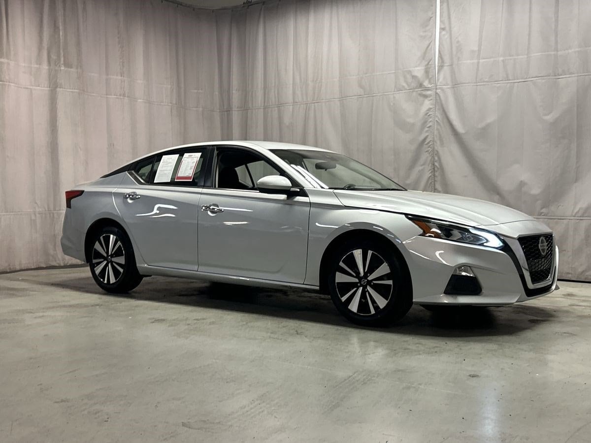 Used 2021 Nissan Altima SV with VIN 1N4BL4DV9MN342039 for sale in Phoenix, AZ