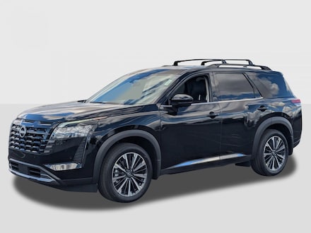 2026 Nissan Pathfinder Platinum SUV